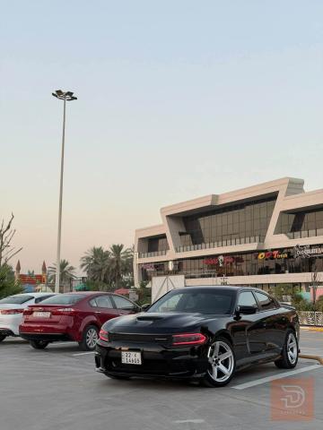 دوج جارجر GT لون اسود رأسية للبيع في ديالى