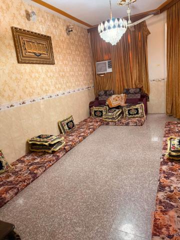 دار طابقين في حي الامين 140 متر للبيع في الأنبار