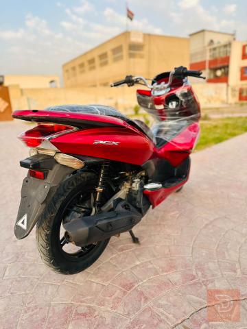 دراجة هوندا PCX جيل اول مستعمل للبيع في بغداد