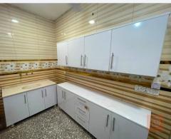 أثاث بألوان