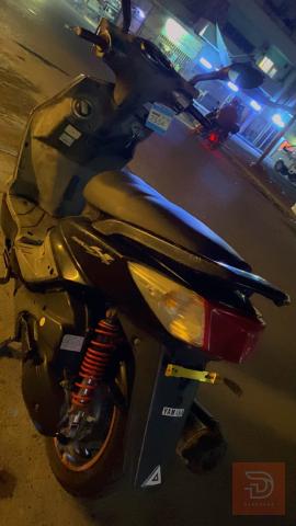 سكنس فحل ياباني خطين مستعمل للبيع في بغداد