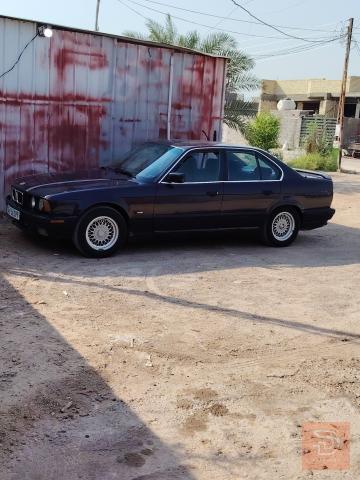 BMW 525 نظيفة ومعدلة 1995 للبيع في بغداد