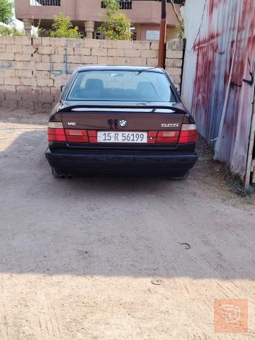 BMW 525 نظيفة ومعدلة 1995 للبيع في بغداد