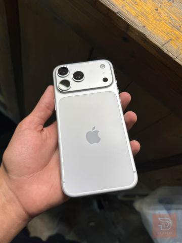 apple 17 Pro Max 95% للبيع في بابل