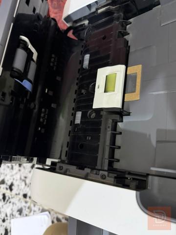 طابعة HP 586 نظيفة جدا مستعمل للبيع في بغداد