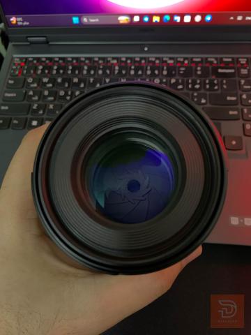Canon RF 85mm F2 Macro IS STM مستعمل للبيع في بغداد