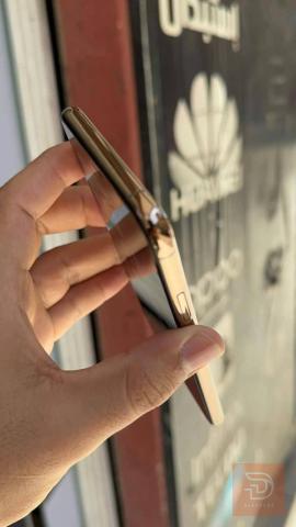 ايفون xs max مساحة 512 جديد للبيع في بغداد