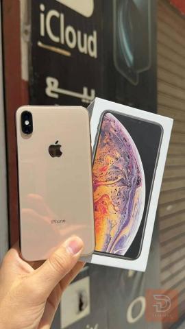 ايفون xs max مساحة 512 جديد للبيع في بغداد