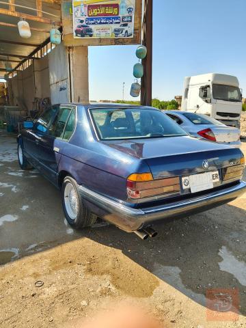 بي ام 735 1988 للبيع في بغداد