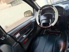 جيب شيروكي موديل 2000 للبيع في بغداد