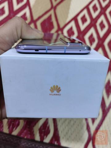هواوي nova 7 5G نظيف جدا جديد للبيع في كربلاء المقدسة