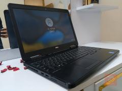 حاسبة dell الجيل الرابع 256 للبيع في بغداد