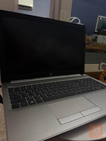لابتوب HP بمواصفات Ryzen 5 مستعمل للبيع في بغداد