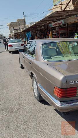 مرسيدس جامبو 300SE 1990 للمقايضة في الأنبار
