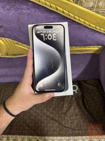 Apple iPhone 15 Pro Max تيتانيوم طبيعي للبيع في بغداد