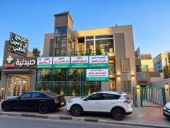 طبيب جراحة مسالك بولية أو طبيبة نسائية وتوليد — بغداد