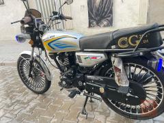 دراجة إيرانية 200cc نظيفة جداً مستعمل للبيع في بغداد