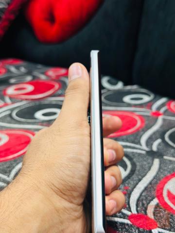 Realme gt6 بكج متكامل جديد للبيع في نينوى