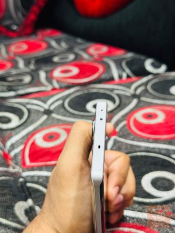 Realme gt6 بكج متكامل جديد للبيع في نينوى