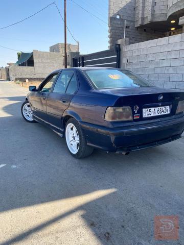 المركبات BMW E36 محرك 25 مستعمل للبيع في الأنبار