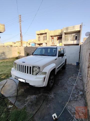جيب ليبرتي 2008 وارد امريكي للبيع في بغداد