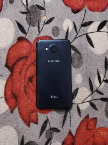 j7 core مستعمل للبيع في بغداد