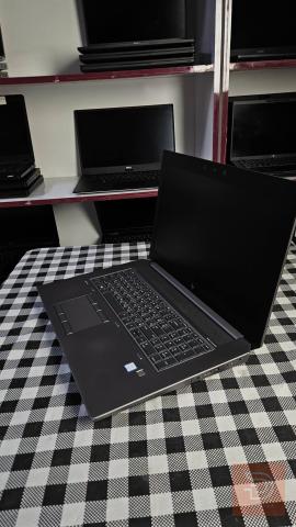 لابتوب HP ZBook 17 G6 معالج i9 للبيع في بغداد