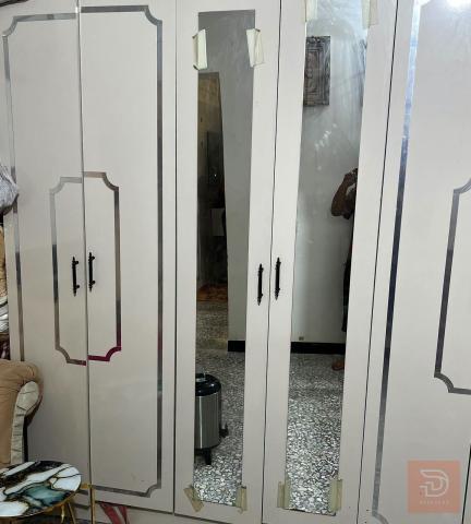 غرفة تركي 5 قطع وكاونتر 3 قطع مستعمل للبيع في بغداد
