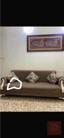 تخم تركي 10 مقاعد يتحول لسرير مستعمل للبيع في بغداد