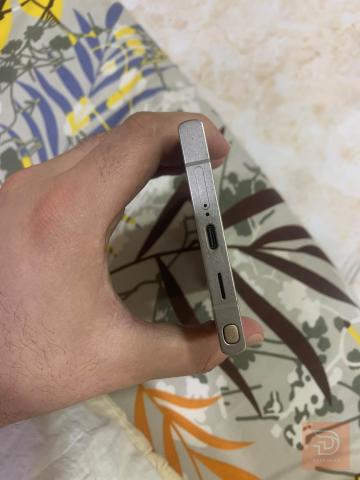 سامسونج كلكسي S24 الترا للبيع في نينوى