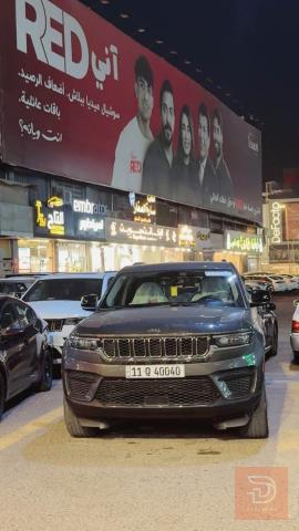 جيب لاريدو 2024 للبيع في بغداد