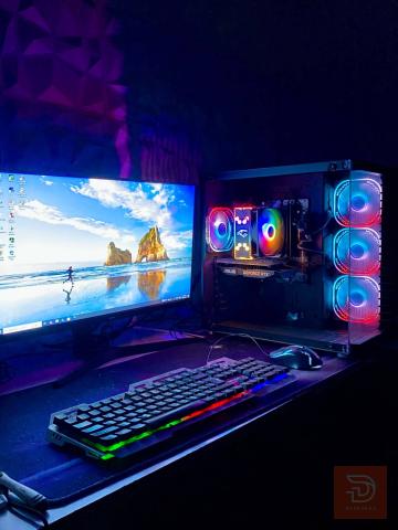 سيت اب كامل مع شاشة gaming 24 بوصة