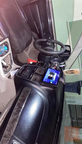 دوج كرفان SXT plus فول 2014 للبيع في البصرة