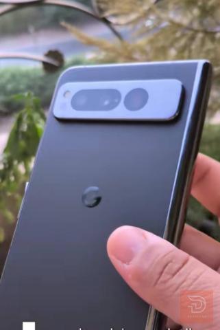Google Pixel Fold ذاكرة 256 جيجابايت مستعمل للمقايضة في بغداد