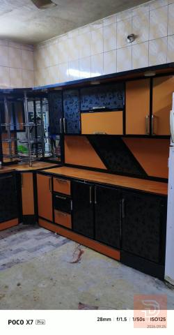 كاونتر مطبخ 7 قطع نظيف جداً مستعمل للبيع في بغداد