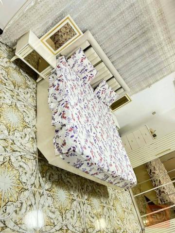 غرفة تركية ٩ قطع كاملة ونظيفة color للبيع في بغداد