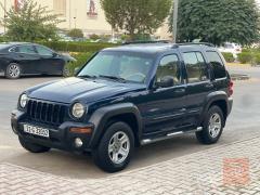 جيب ليبرتي 2004 للبيع في كركوك