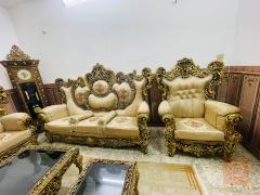 تخم ملكي ٩ مقاعد مع ساعة وطاولات مستعمل للبيع في بغداد