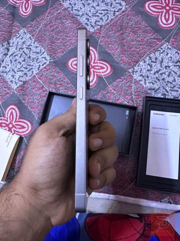 سامسونج الترا 25 ذاكرة 256 نظيف مستعمل للبيع في البصرة