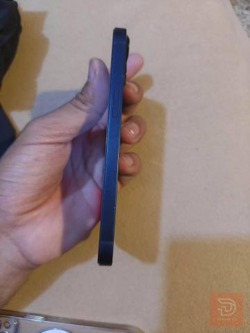iPhone 13 ذاكرة 128 غيغا مستعمل للبيع في بغداد