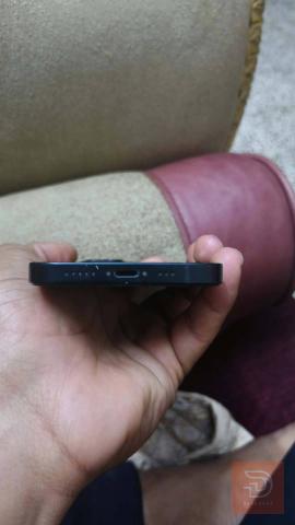 iPhone 13 ذاكرة 128 غيغا مستعمل للبيع في بغداد