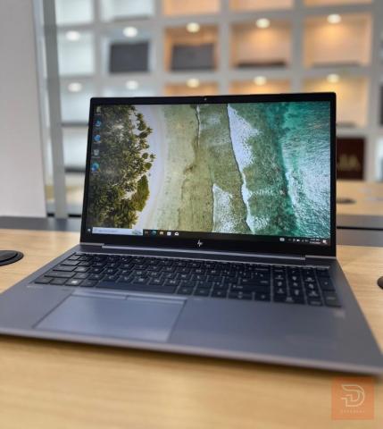 HP ZBook 15 Firefly G7 شاشة لمس للبيع في بغداد
