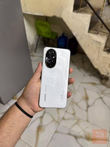 HONOR 200 5G مستعمل للبيع في بغداد