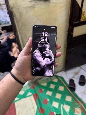 Samsung S21 5G اسود للبيع في بغداد