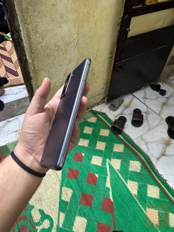 Samsung S21 5G اسود للبيع في بغداد