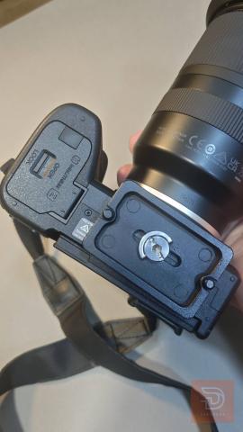 كاميرا سوني مع عدسة تامron 17-70mm F2.8 جديد للبيع في بغداد