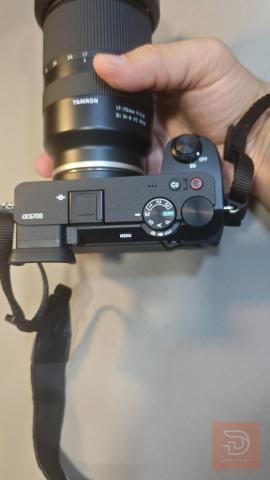 كاميرا سوني مع عدسة تامron 17-70mm F2.8 جديد للبيع في بغداد