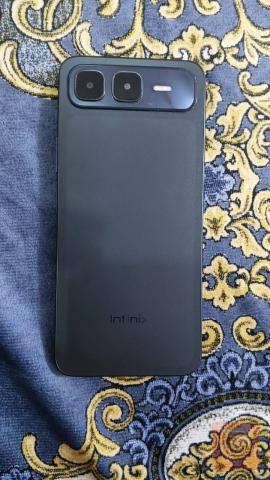 Infinix SMART 10 Plus ذاكرة 128 للبيع في بغداد
