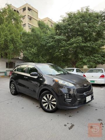 كيا سبورتج ودارد امريكي 2017 للبيع في بغداد