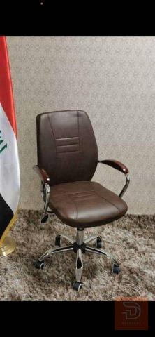 كرسي دوار بهيكل حديد للبيع في بغداد
